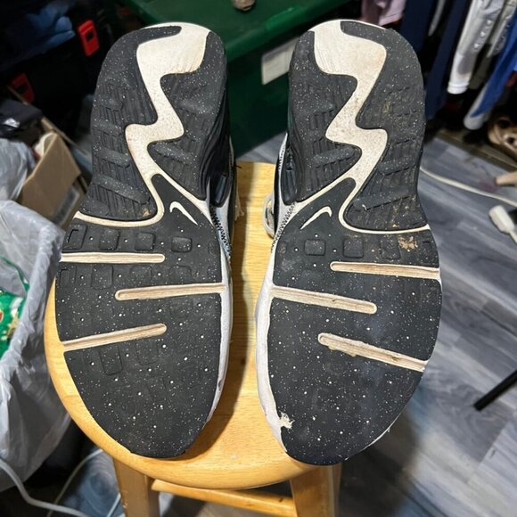 Nike Air Max Excee Pure Platinum Sneakers - Picture 8 of 13